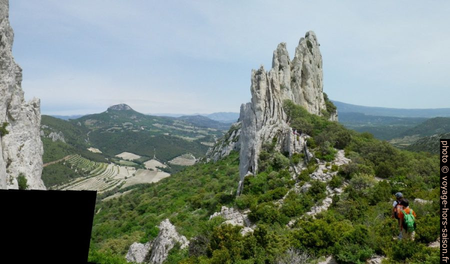 Crête des Dentelles Sarrasines. Photo © André M. Winter
