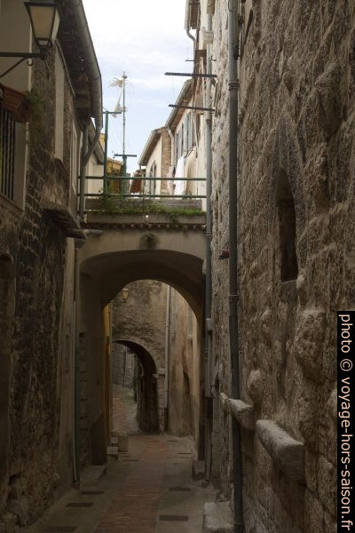 Rue Saint Sébastien. Photo © Alex Medwedeff