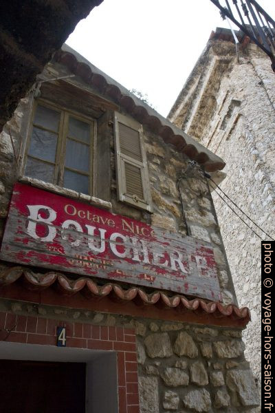 Enseigne de la Boucherie Octave Nicolaia à Peille. Photo © Alex Medwedeff