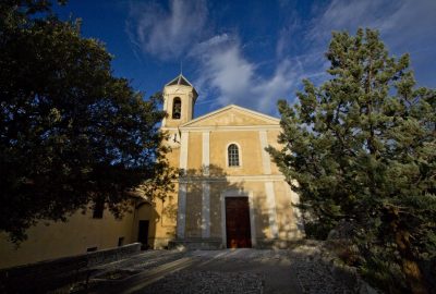 L'église de la Transfiguration à Peillon. Photo © André M. Winter