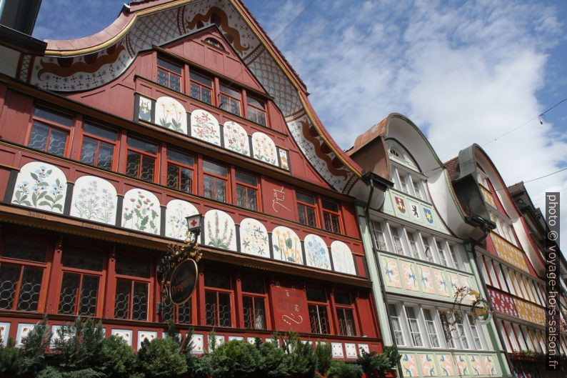 Façades de la rue marchande d'Appenzell. Photo © Alex Medwedeff