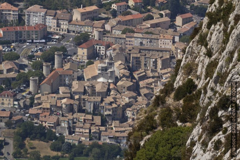 Vue vers le centre de Sisteron. Photo © André M. Winter