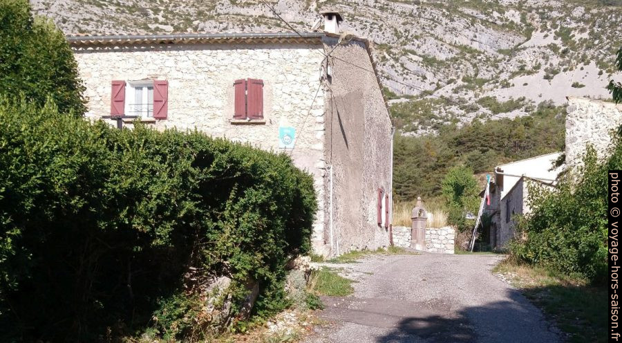 Maisons du Petit Robion. Photo © André M. Winter