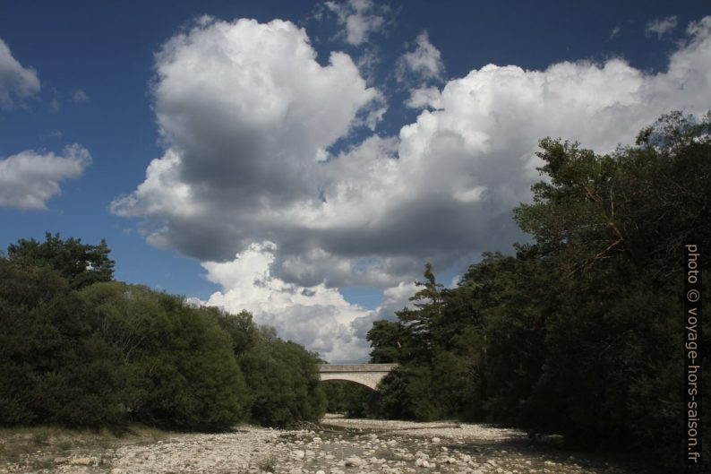 Pont du Joncas. Photo © Alex Medwedeff