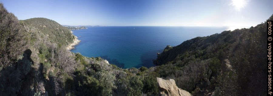 Vue de la Pointe du Dattier. Photo © André M. Winter