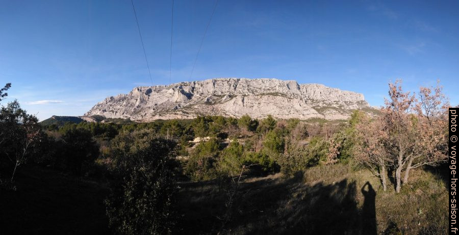Toute la face sud de la Montagne Sainte Victoire