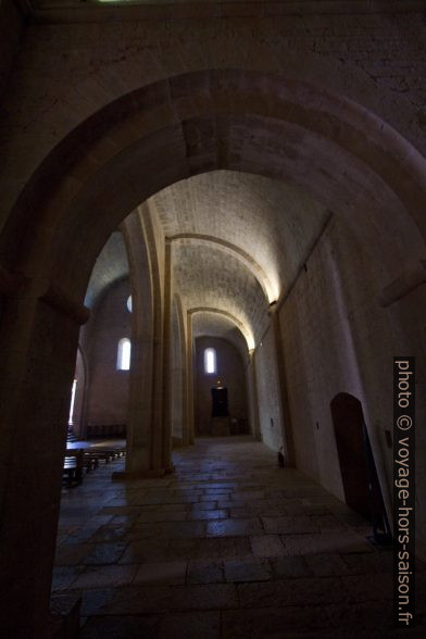 Collatéral de l'église abbatiale du Thoronet. Photo © André M. Winter