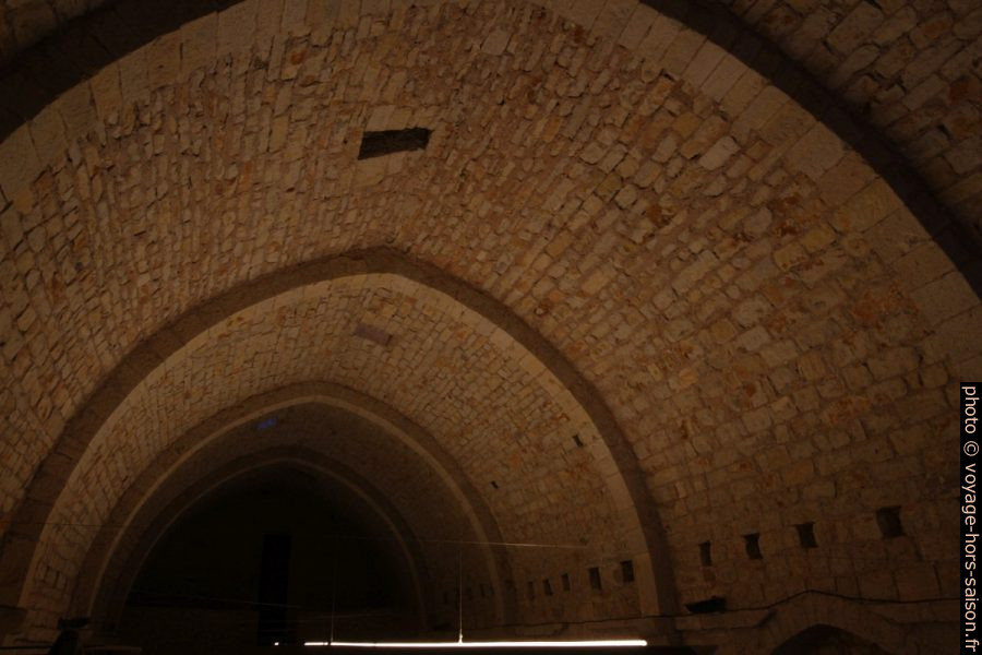 Voûte du cellier de l'Abbaye du Thoronet. Photo © André M. Winter