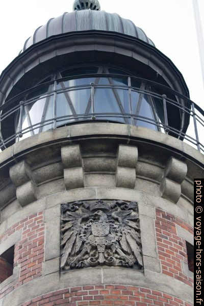 Relief de l'aigle impérial allemand sur le phare de Holtenau nord. Photo © André M. Winter