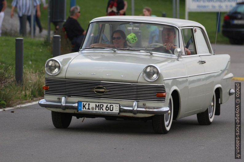 Opel Rekord P2 berline deux portes. Photo © André M. Winter