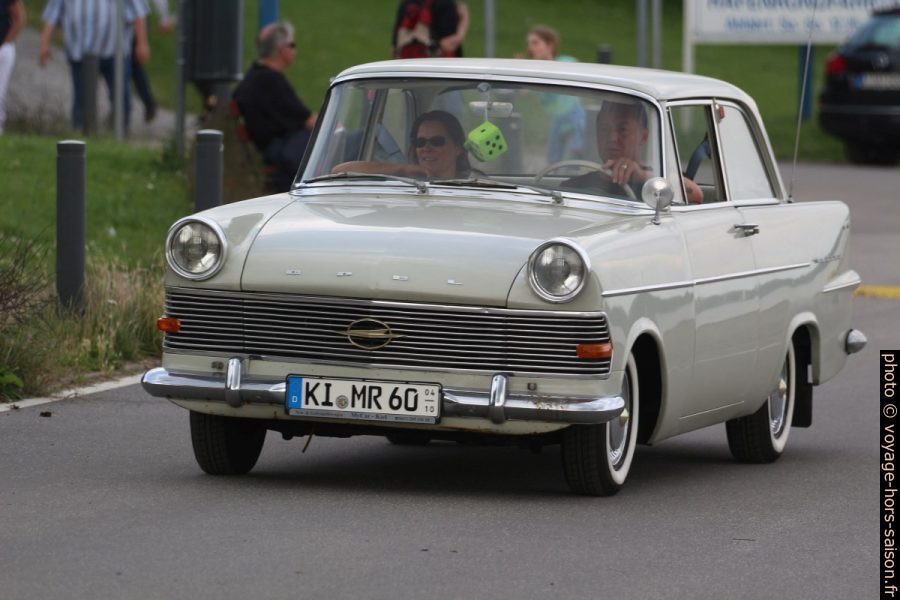 Opel Rekord P2 berline deux portes. Photo © André M. Winter