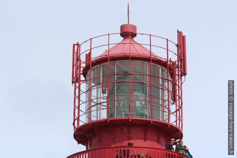 Lanterne du phare de Lindesnes avec antennes. Photo © André M. Winter