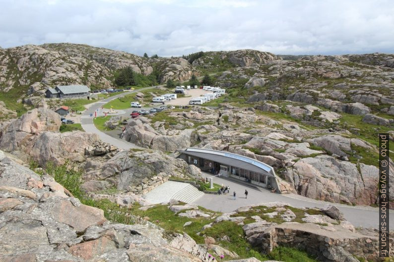 Centre d'accueil du phare de Lindesnes sous roche. Photo © André M. Winter