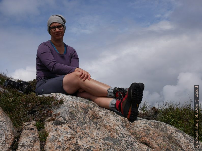 Alex sur les rochers. Photo © Nicolas Medwedeff