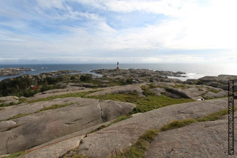 Le phare d'Eigerøy sur son cap. Photo © André M. Winter