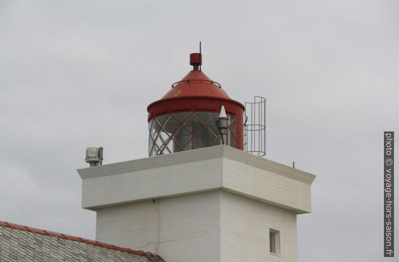 Lanterne et lentille du phare d'Obrestad. Photo © André M. Winter