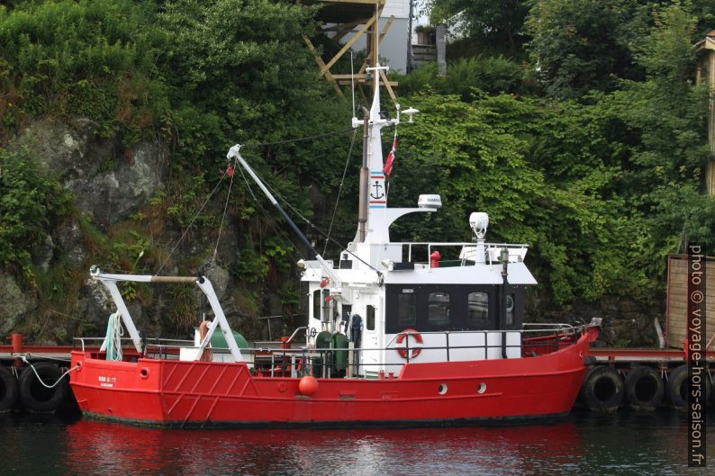 Bateau de pêche Risøygutt HAJ906 à Haugesund. Photo © André M. Winter