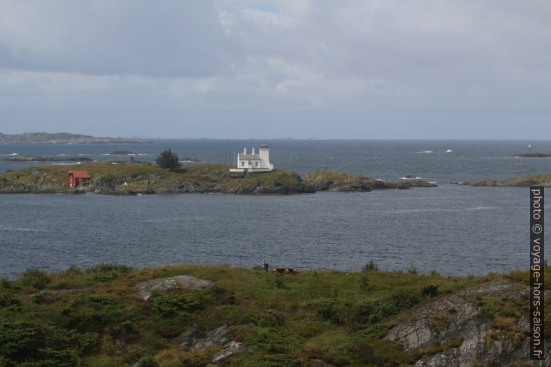 Phares sur l'île Sørhaugøy. Photo © André M. Winter