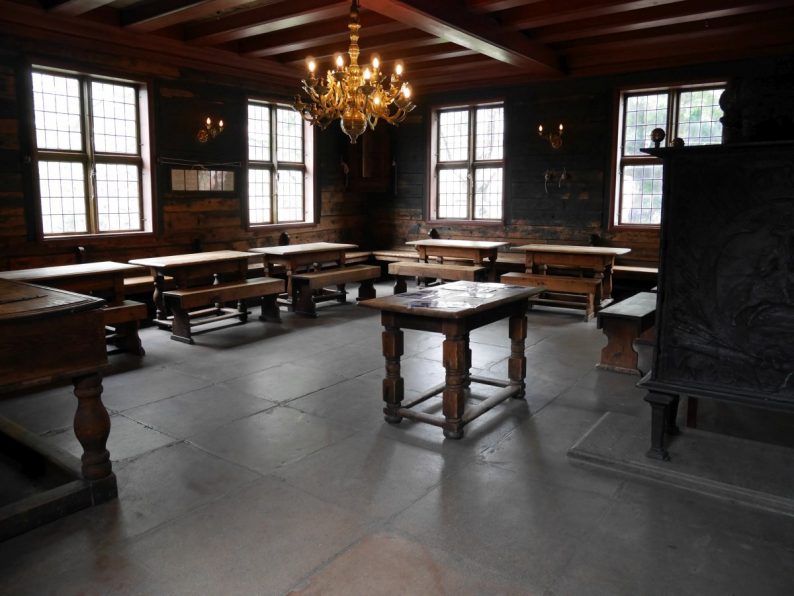 Salle commune de Bredsgården. Photo © Nicolas Medwedeff