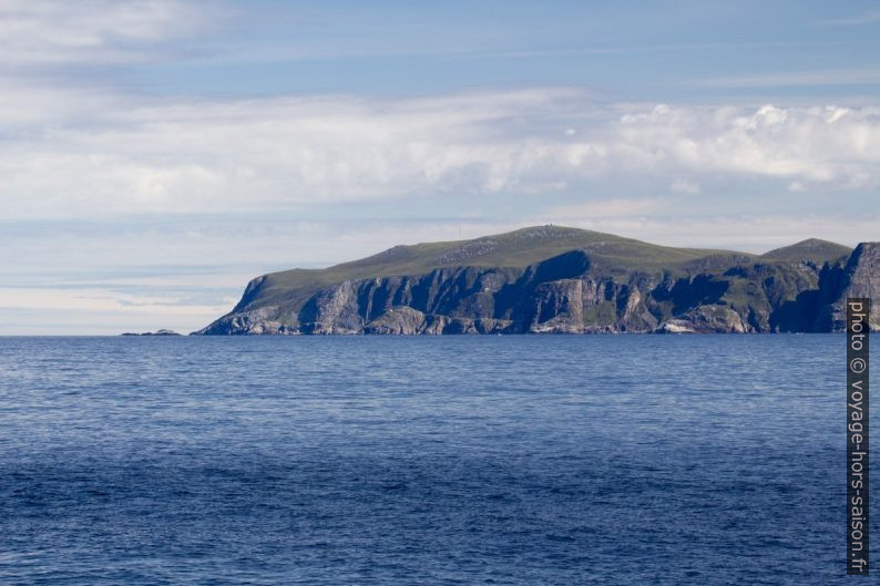 Le cap Vestkapp Kjerringa vu de Kråkenes. Photo © André M. Winter