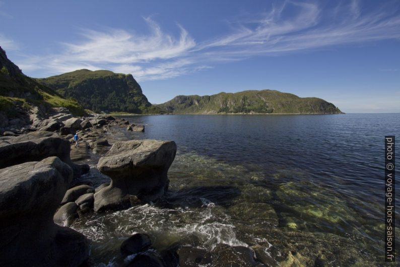 Kannesteinen de Vågsøy vu du côté droit. Photo © André M. Winter