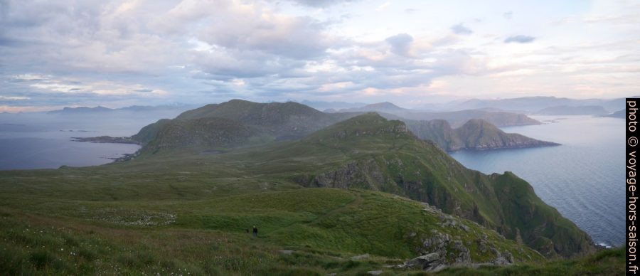 Plateau de l'île de Runde. Photo © Nicolas Medwedeff