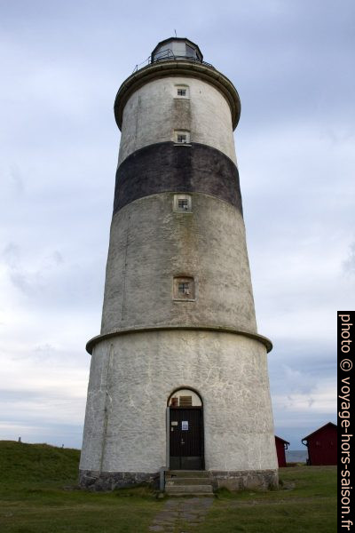 Phare de Morups Tånge avec la porte et des petites fenêtres. Photo © Alex Medwedeff