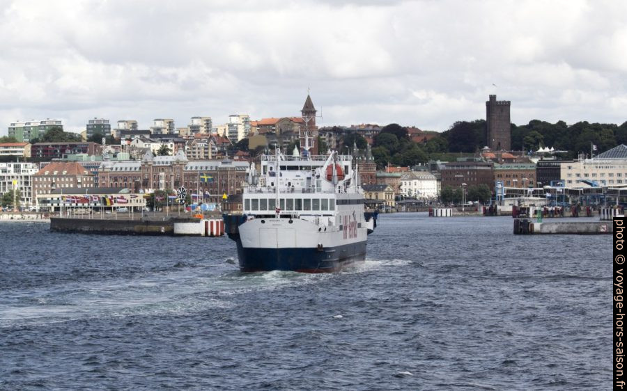Le HH-Ferry Mercandia IV entre dans le port de Helsingborg. Photo © André M. Winter