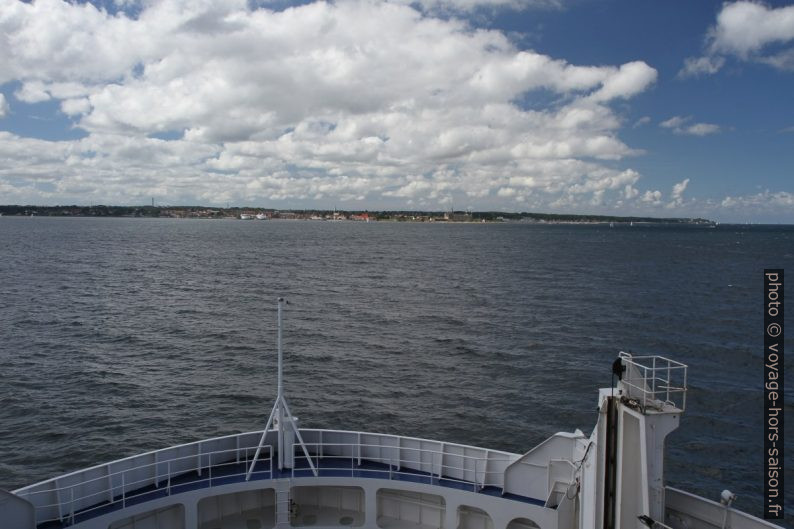 Notre ferry met le cap sur Helsingør. Photo © Alex Medwedeff