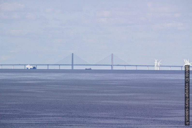 Piliers centraux du pont de l'Øresund. Photo © André M. Winter