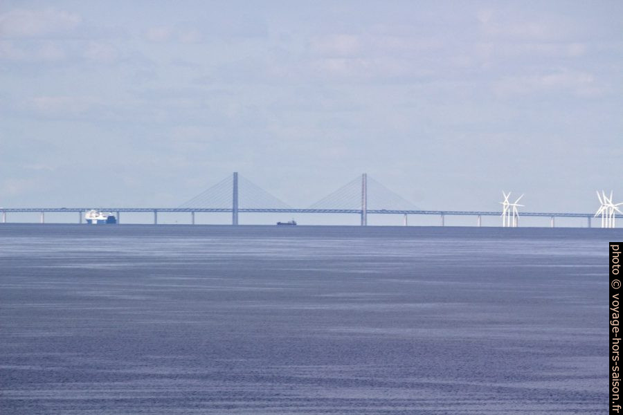 Piliers centraux du pont de l'Øresund. Photo © André M. Winter