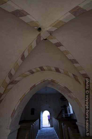 Voûtes croisées dans l'ancienne église de Højerup. Photo © André M. Winter