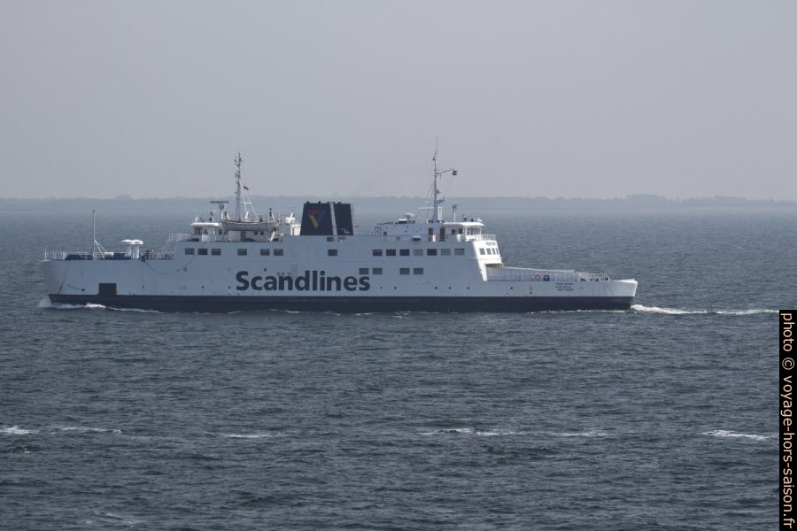 Roulier Holger Danske de Scandlines. Photo © André M. Winter