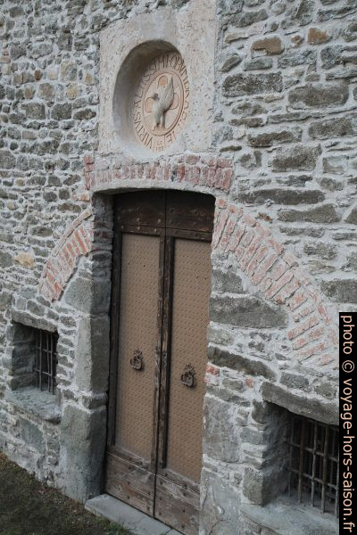 Détail de la porte de la chapelle Santa Maria Annunziata. Photo © Alex Medwedeff