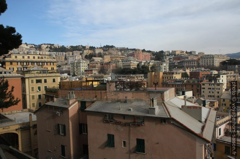 Quartiers hauts du Castelletto. Photo © Alex Medwedeff