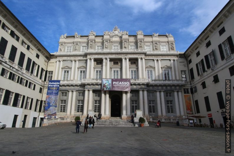 Palazzo Ducale de Gênes. Photo © André M. Winter