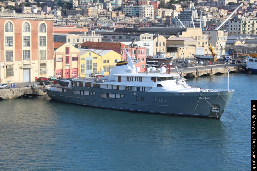 Yacht Altair à Gênes. Photo © André M. Winter
