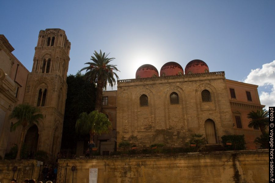Façade latérale de la Chiesa di San Cataldo. Photo © Alex Medwedeff