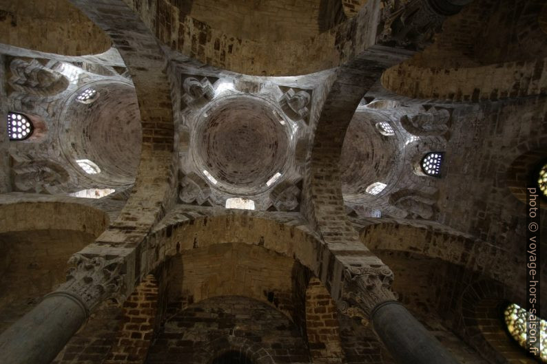 Coupole sur trompes de l'église San Cataldo. Photo © André M. Winter