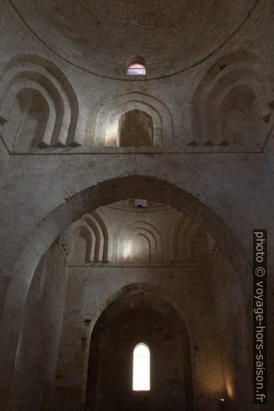 Nef de la Chiesa di San Giovanni degli Eremiti. Photo © Alex Medwedeff