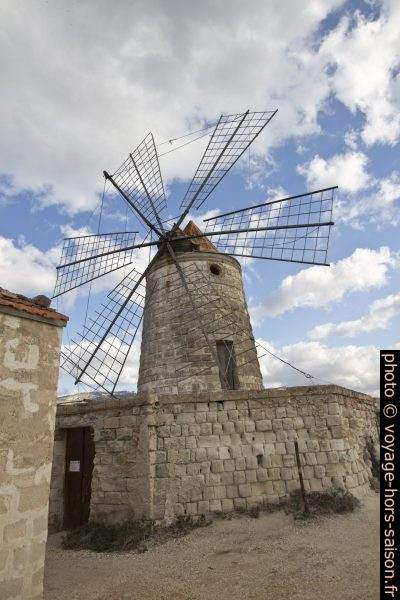 Moulin de la Saline Maria Stella. Photo © André M. Winter