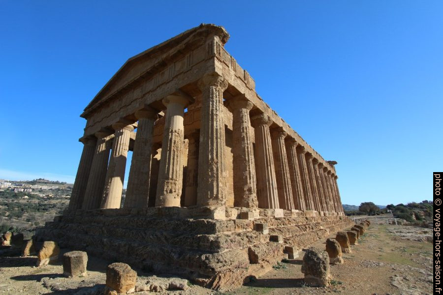 Temple de la Concorde vu du sud-ouest. Photo © André M. Winter