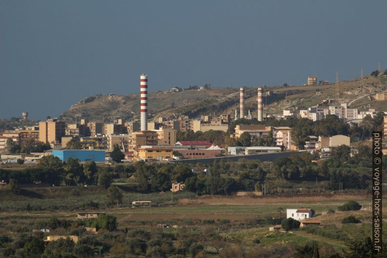 Zone industrielle de Porto Empedocle. Photo © André M. Winter