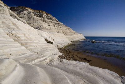 Face ouest de la Scala dei Turchi. Photo © André M. Winter