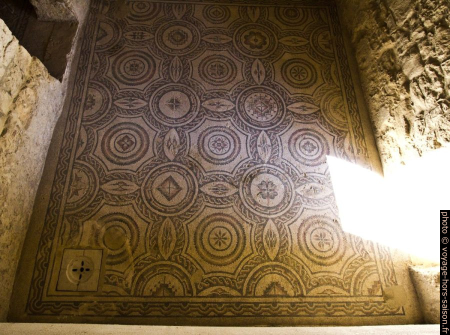 Salle de la mosaïque aux octogones dans la Villa du Casale. Photo © André M. Winter