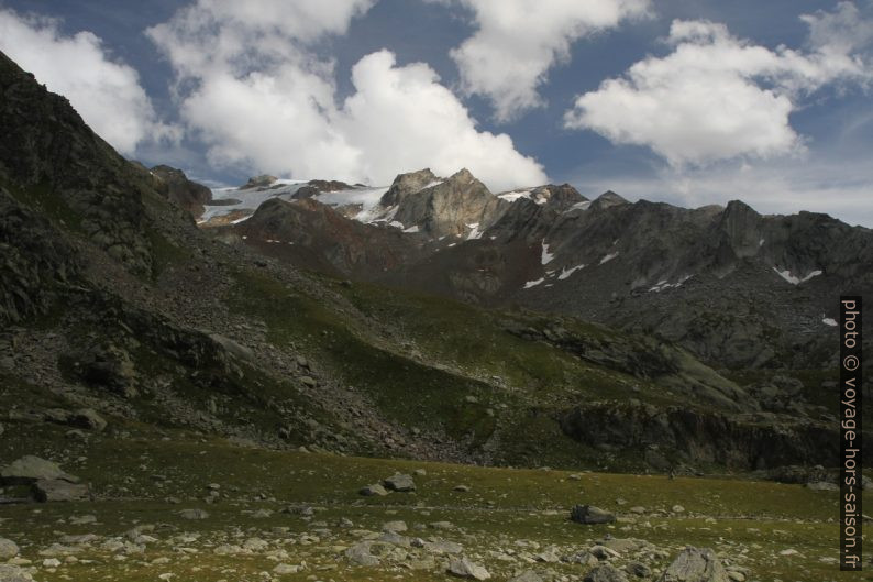 Cirque et glacier du Grand. Photo © Alex Medwedeff