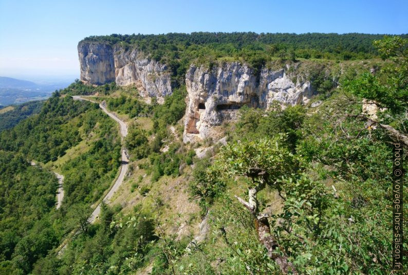 Tunnels de la route de Presles. Photo © André M. Winter