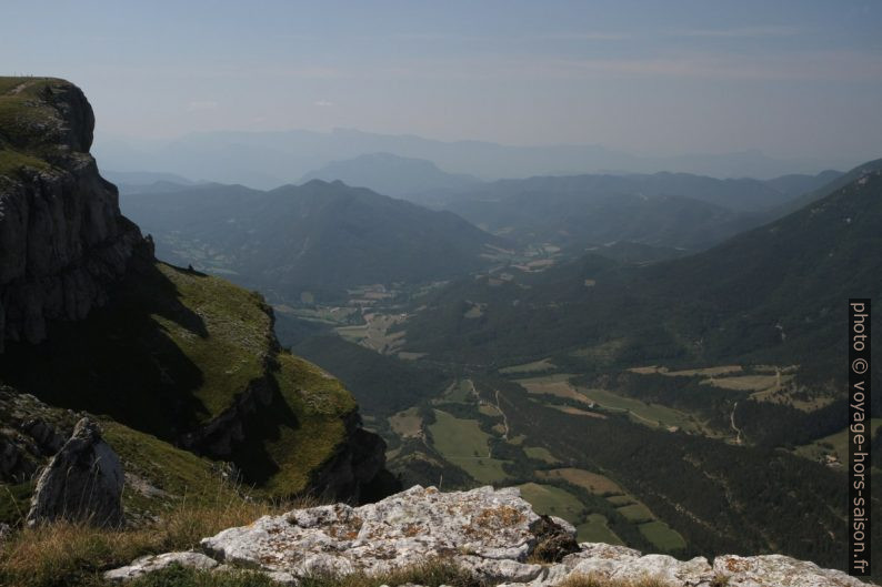 Vue dans la vallée de la Sure. Photo © Alex Medwedeff