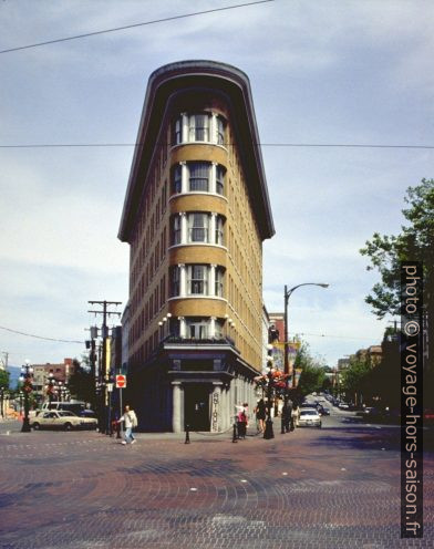 L'hôtel Europe à Gastown. Photo © André M. Winter