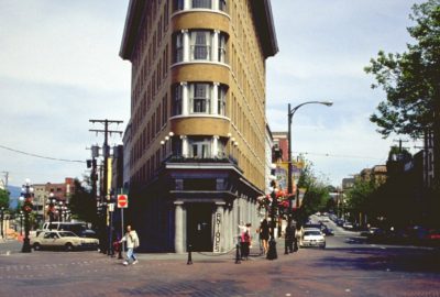 L'hôtel Europe à Gastown. Photo © André M. Winter